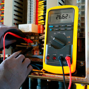 Curso básico de segurança em instalações e serviços com eletricidade – NR 10